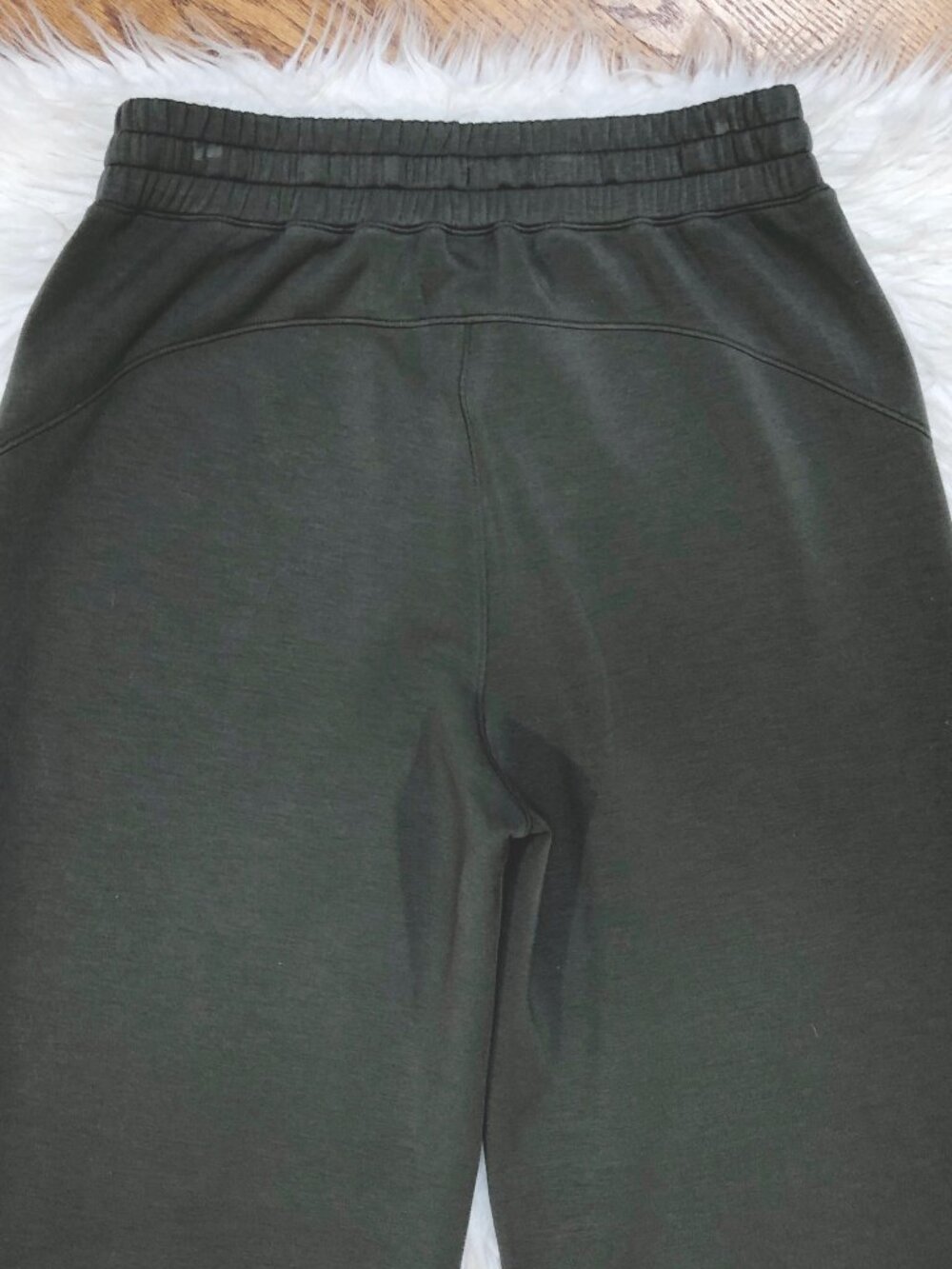 TALL - SPANX AirEssentials Wide Leg Pant 50239T in Dark Palm (Green) MT - Picture 7 of 13